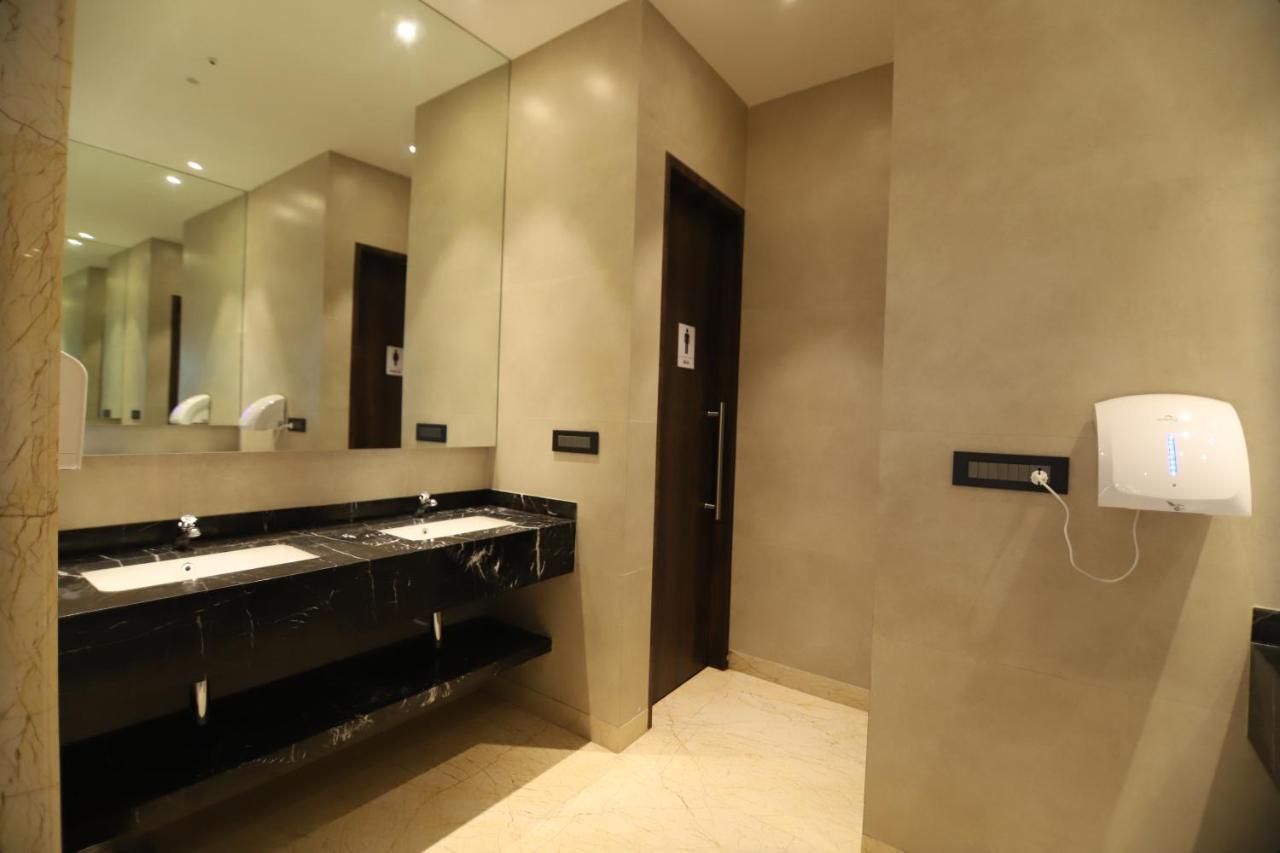 Econest Hotel Тарапит Екстериор снимка