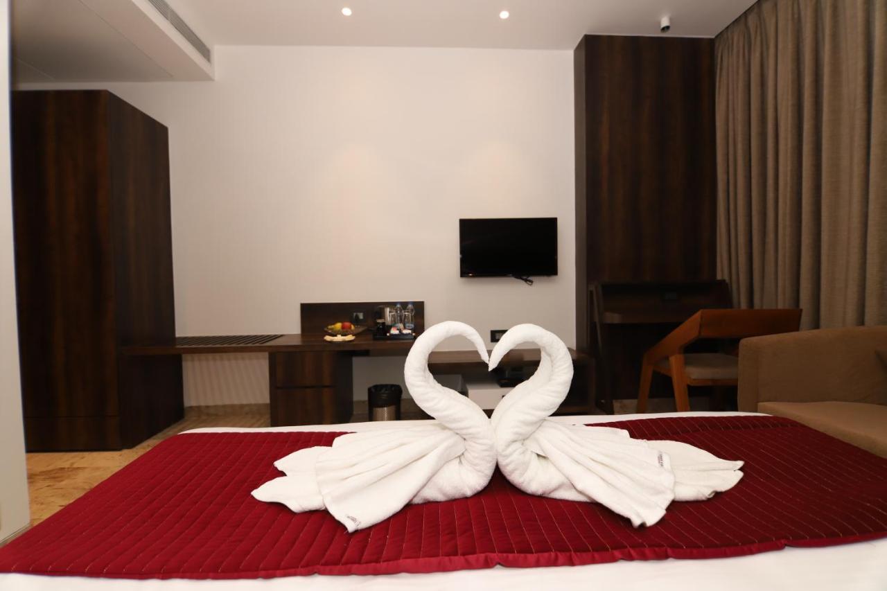 Econest Hotel Тарапит Екстериор снимка