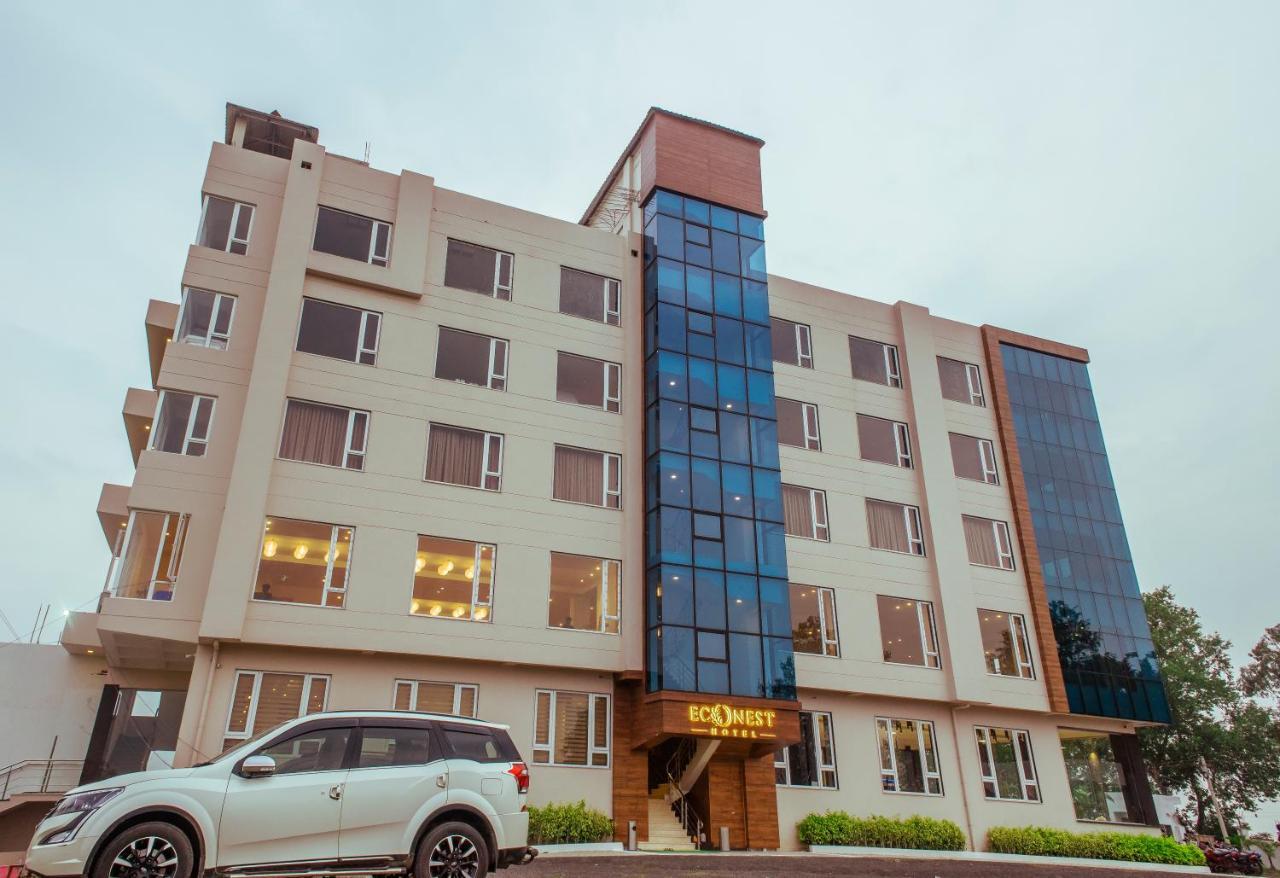 Econest Hotel Тарапит Екстериор снимка