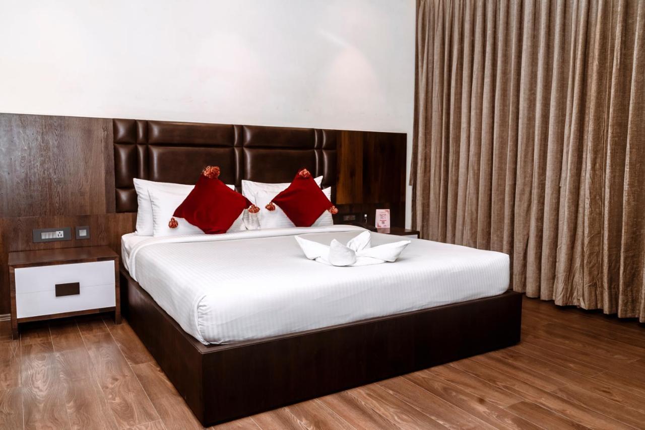 Econest Hotel Тарапит Екстериор снимка