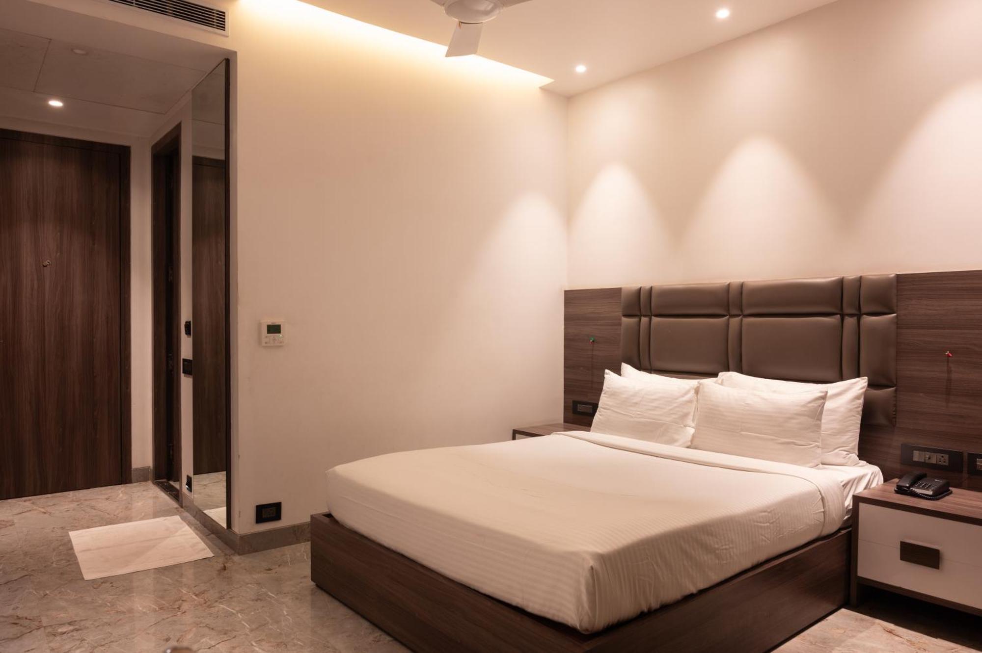 Econest Hotel Тарапит Екстериор снимка