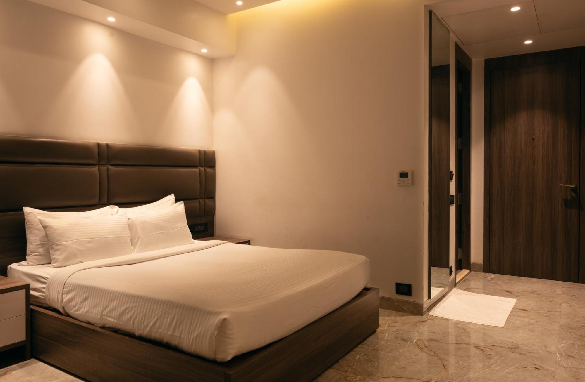 Econest Hotel Тарапит Екстериор снимка